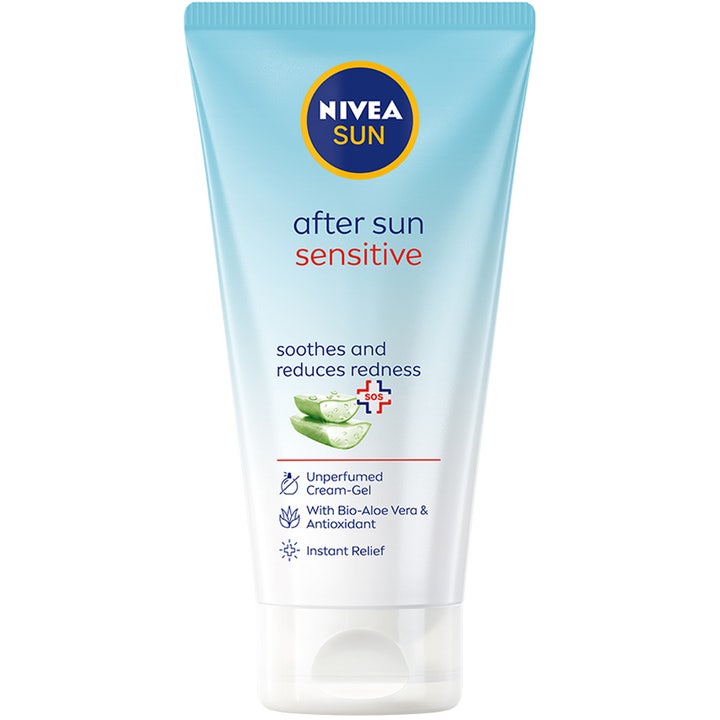 Nivea Sun After Sun Sensitive rauhoittava voidegeeli lievittää punoitusta vaaleansinisessä aloe vera -tuubissa.