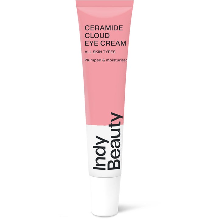 Indy Beauty Ceramide Cloud Eye Cream 15 ml kosteuttava silmänympärysvoide vaaleanpunaisessa ja valkoisessa tuubissa