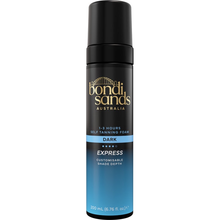 Bondi Sands Self Tanning Foam Express Dark 200 ml itseruskettava vaahto mustassa pumppupullossa sinisellä liukuvärillä