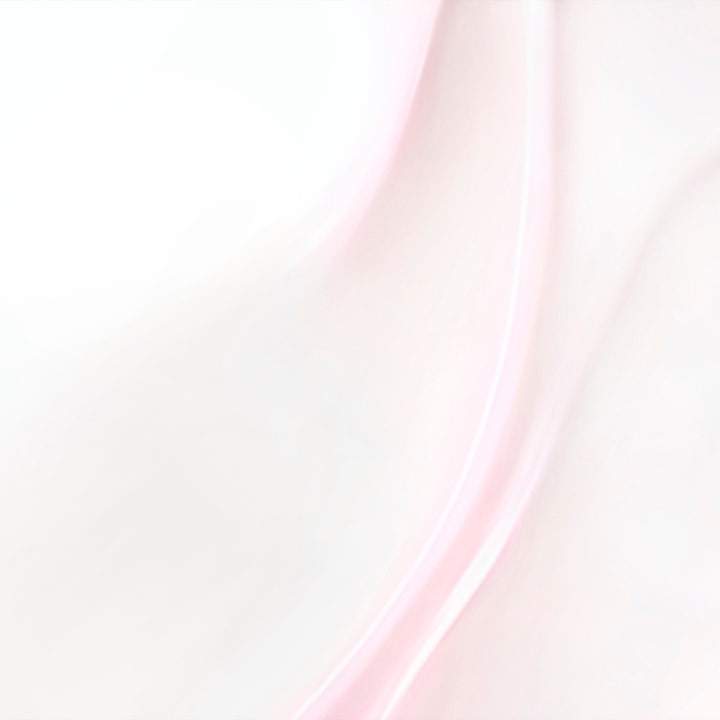 Lancôme Tonique Confort 400 ml kosteuttava kasvovesi ja sen pehmeä vaaleanpunainen silkkinen koostumus