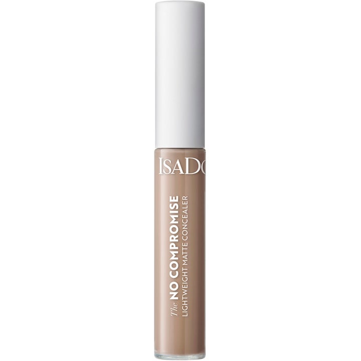 No Compromise Lightweight Matte Concealer