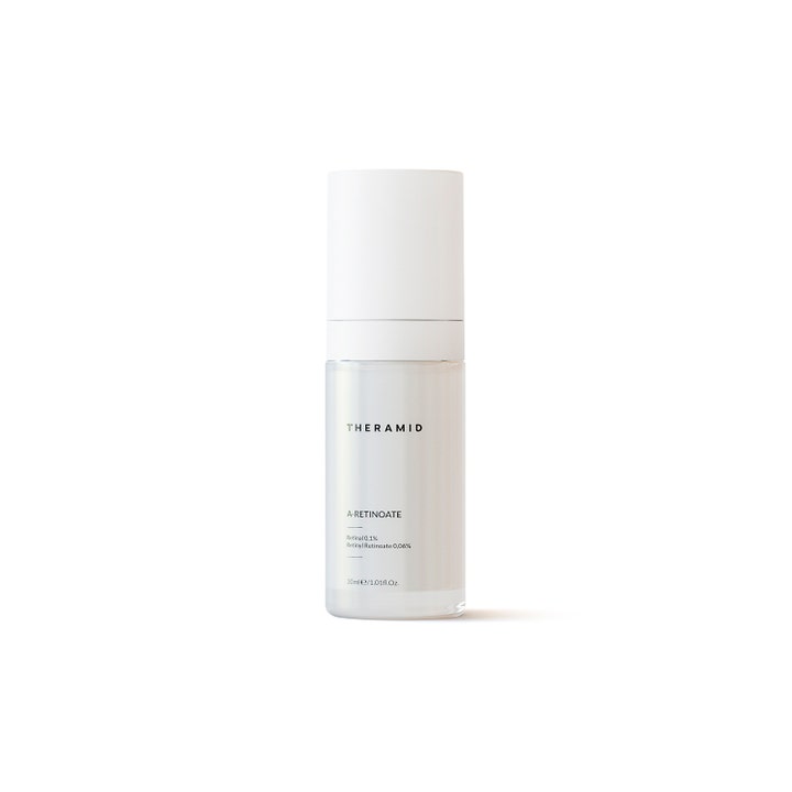 Theramid A-Retinoate 30 ml uudistava anti-age-seerumi tyylikkäässä valkoisessa sylinterinmuotoisessa pumppupullossa