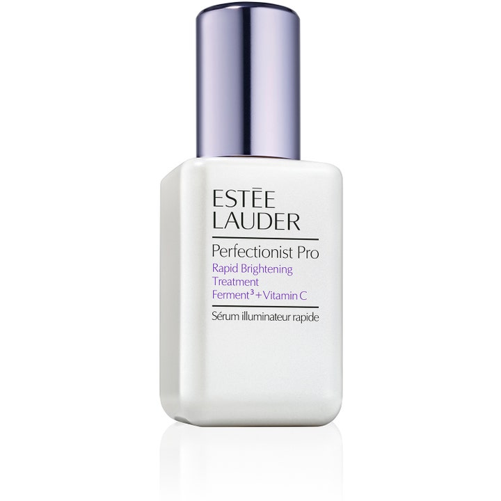 Estée Lauder Perfectionist Pro Rapid Brightening Treatment kirkastava C-vitamiini seerumi valkoisessa lasipullossa.