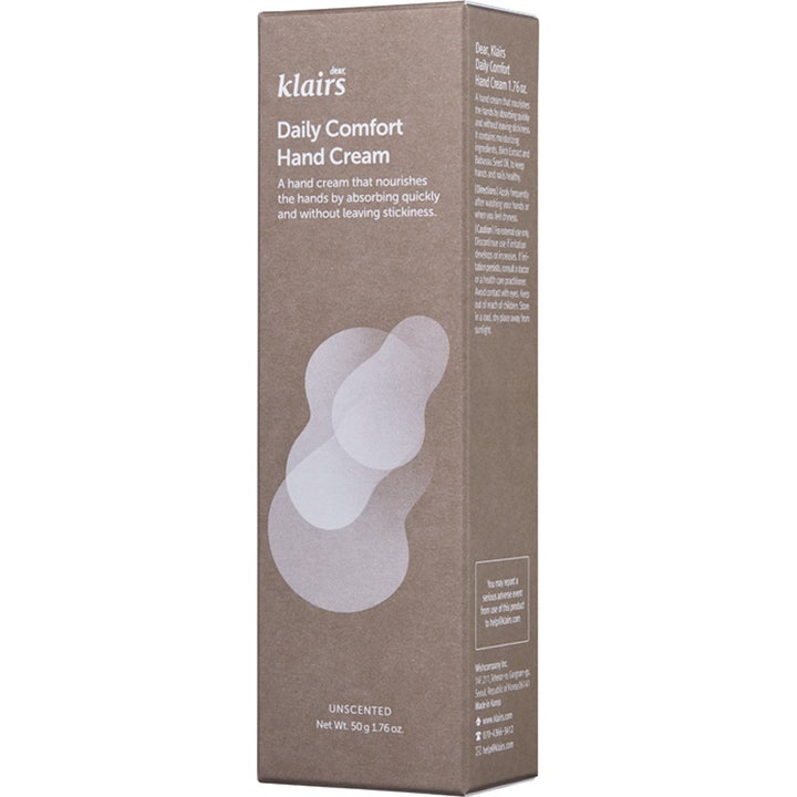 Klairs Daily Comfort Hand Cream 50 g hajusteeton ja ravitseva käsivoide ruskeassa pahvipakkauksessa.