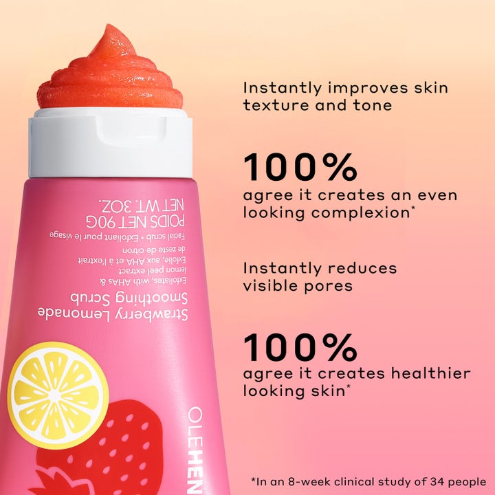 Ole Henriksen Transform Strawberry Smoothing Scrub 90 ml kasvokuorinta tasoittaa ihoa ja supistaa ihohuokosia AHA-hapoilla.