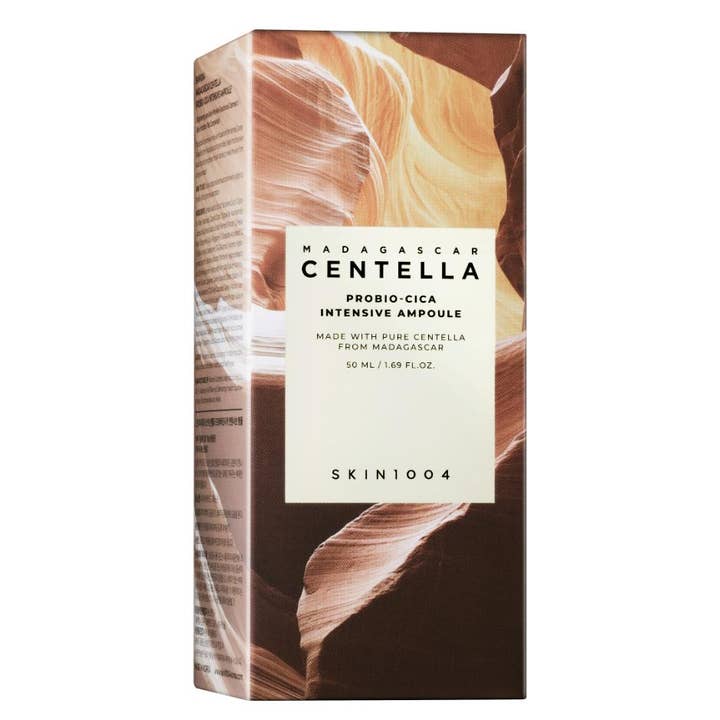 SKIN1004 Madagascar Centella Probio-Cica Intensive Ampoule 50 ml vahvistava seerumi ruskeassa kalliokuvioisessa kotelossa