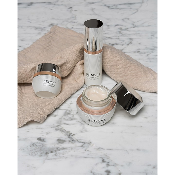 Sensai Cellular Performance Lifting Eye Cream 15 ml kiinteyttävä silmänympärysvoide valkoisessa purkissa