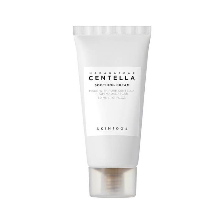 Skin1004 Madagascar Centella Soothing Cream 30 ml rauhoittava kasvovoide valkoisessa tuubissa läpikuultavalla korkilla