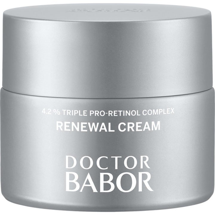 Doctor Babor Renewal Cream 50 ml uudistava kasvovoide silottaa ihoa retinolin avulla hopeisessa mattapurkissa.