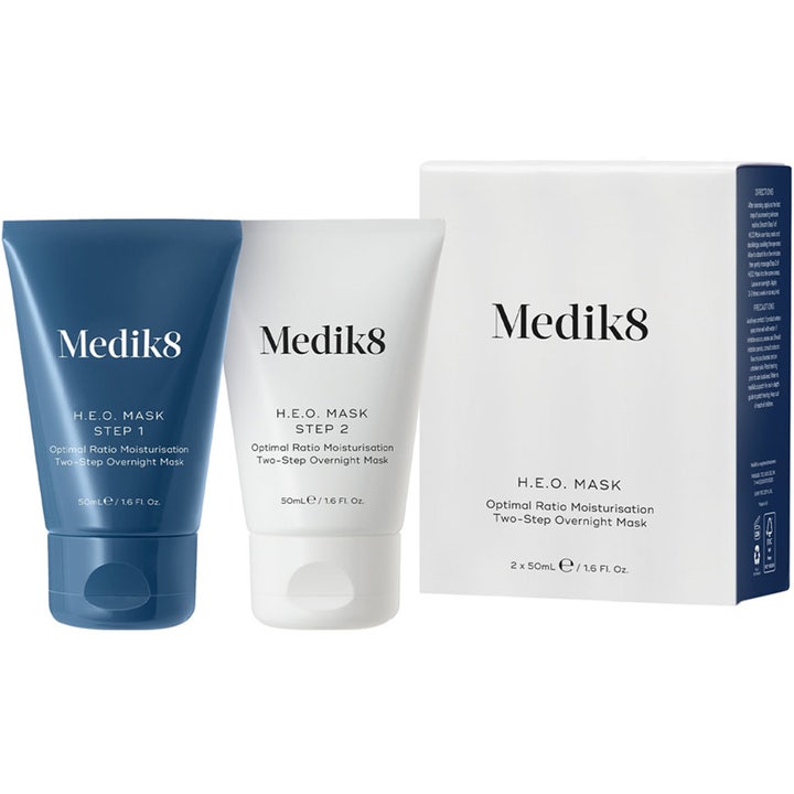 Medik8 H.E.O. Mask 2 x 50 ml kosteuttava yönaamio sinisessä ja valkoisessa tuubissa pakkauksen kera.