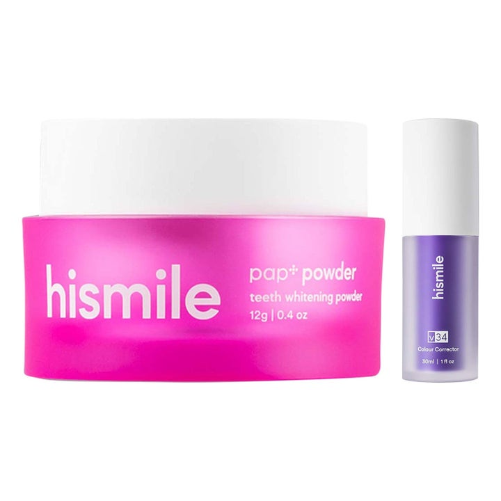 Hismile v34 30ml ja PAP+ Powder 12g hampaiden valkaisuun purppurassa pullossa ja vaaleanpunaisessa purkissa.