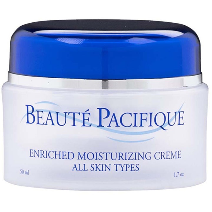 Beauté Pacifique Enriched Moisturizing Creme 50 ml kosteuttava kasvovoide valkoisessa purkissa kirkkaansinisellä kannella