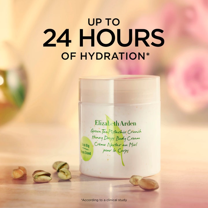 Elizabeth Arden Green Tea Pistachio 500 ml kosteuttava vartalovoide purkissa ympärillään pistaasipähkinöitä