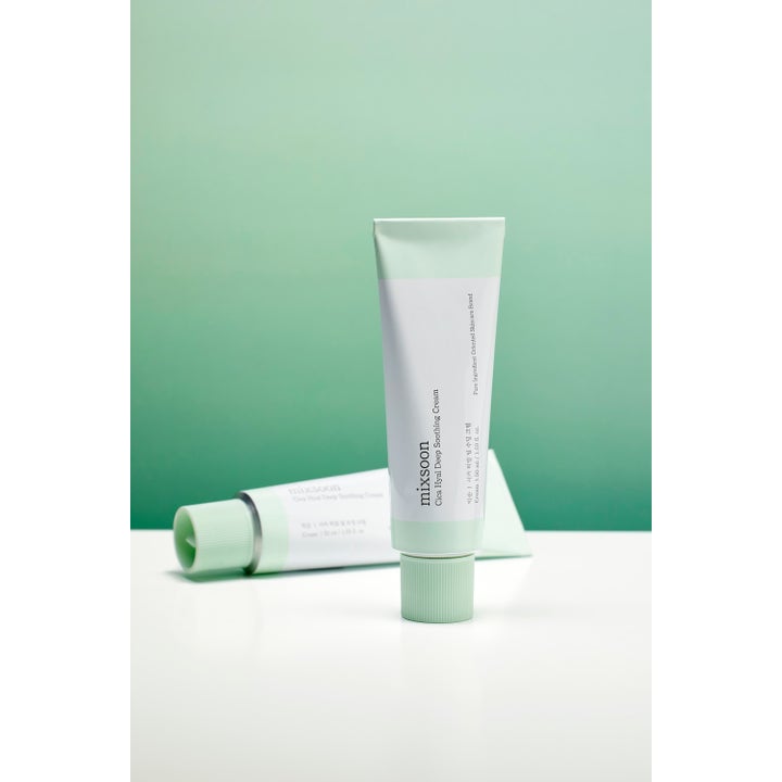 Mixsoon Cica Hyal Soothing Cream 50 ml rauhoittava kasvovoide vaaleanvihreässä tuubissa.