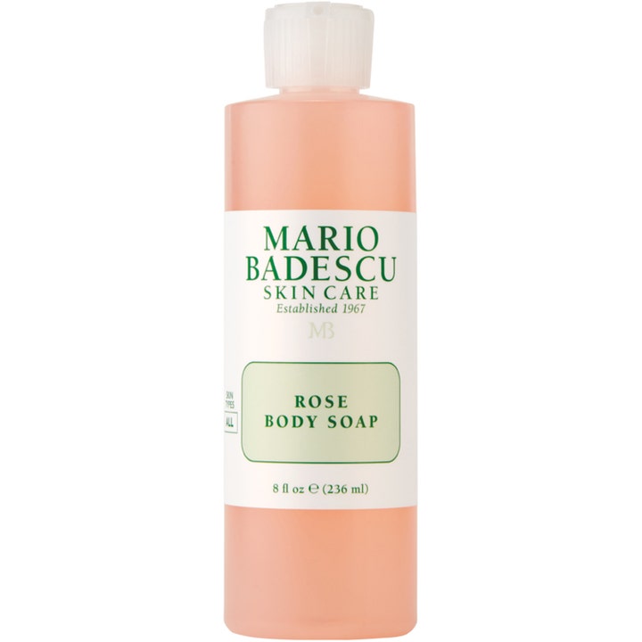 Mario Badescu Rose Body Soap 236 ml puhdistava suihkusaippua vaaleanpunaisella nesteellä ja valkoisella etiketillä.