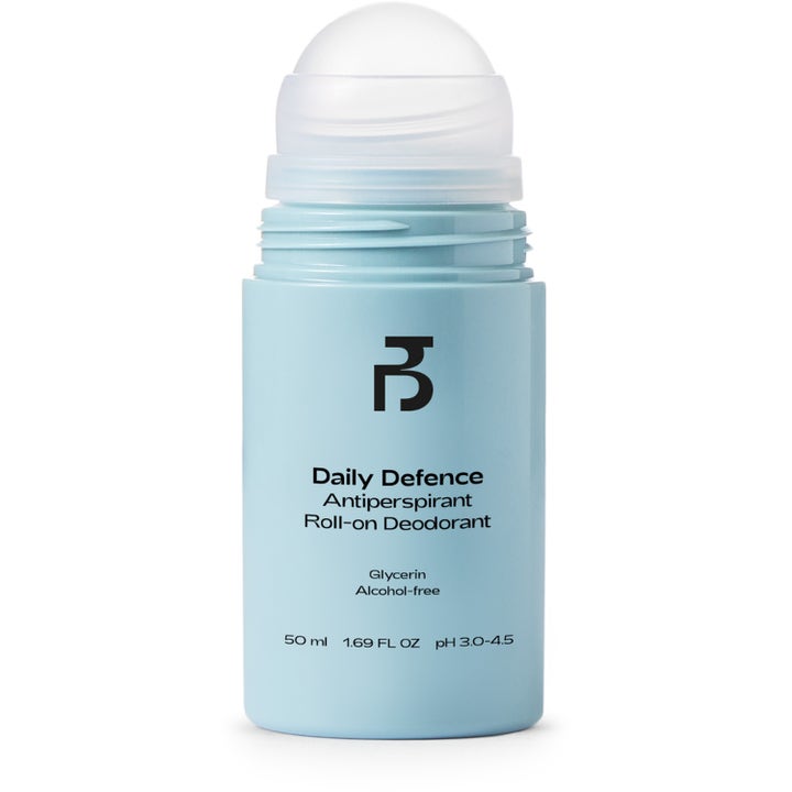 Bodyologist Daily Defence Antiperspirant Roll-on Deodorant 50 ml suojaava vaaleansininen alkoholiton roll-on-pullo