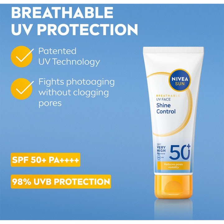 NIVEA UV Face Shine Control 40 ml hengittävä aurinkovoide kasvoille valkoisessa tuubissa oranssilla korkilla SPF 50+