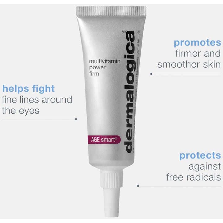 Dermalogica AGE smart Duo Multivitamin Power Firm silmänympärysvoide hopeisessa tuubissa silottaa juonteita.