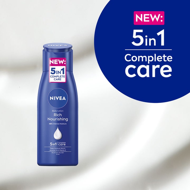 NIVEA Rich Nourishing Body Lotion 75 ml ravitseva vartalovoide sinisessä pullossa 5in1 Complete care tekstillä