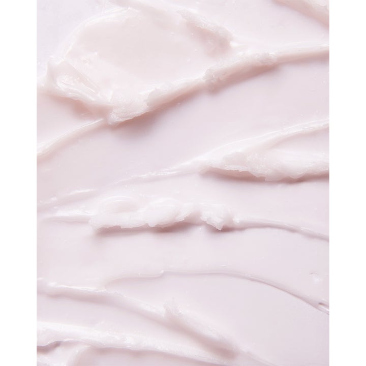Banila Co Clean It Zero Cleansing Balm 100 ml puhdistustuote, jossa on vaaleanpunainen ja täyteläinen koostumus.