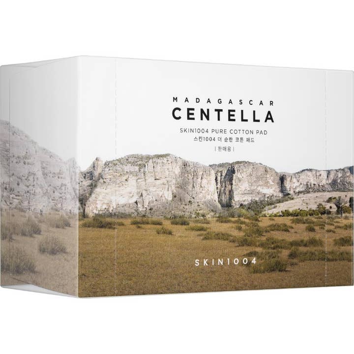 SKIN1004 Madagascar Centella Pure Cotton Pad hellävaraisia vanulappuja valkoisessa maisemakuvioisessa laatikossa