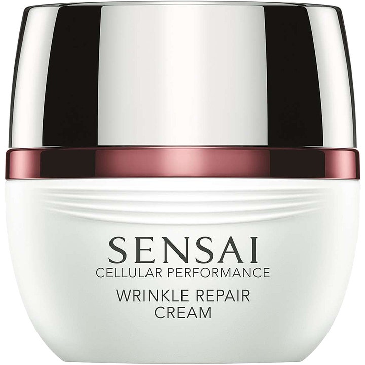 Sensai Cellular Performance Wrinkle Repair Cream 40 ml ryppyjä silottava voide valkoisessa purkissa hopeisella korkilla.