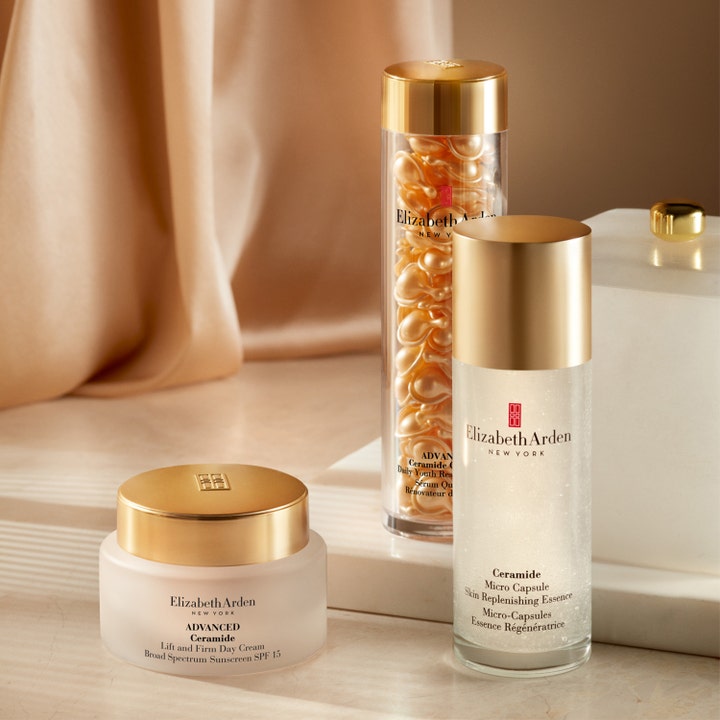 Elizabeth Arden Ceramide Micro Capsule Skin Replenishing Essence 90 ml hoitoneste osana ylellistä kultaista tuotesarjaa.