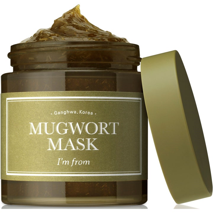 I'm From Mugwort Mask 110 g rauhoittava kasvonaamio tummassa lasipurkissa, jossa on yrttipitoinen geelikoostumus.