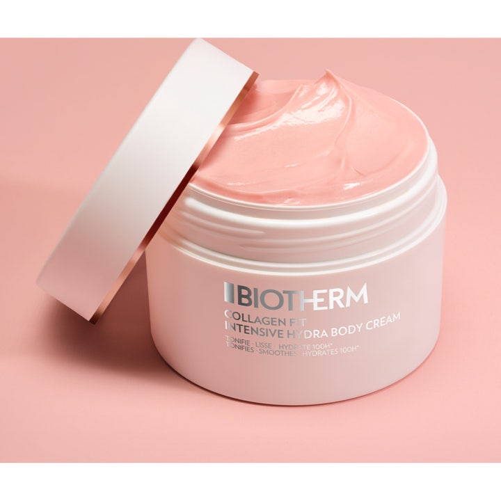 Biotherm Collagen Fit Body Cream 200 ml kiinteyttävä vartalovoide valkoisessa purkissa vaaleanpunaisella tekstuurilla.