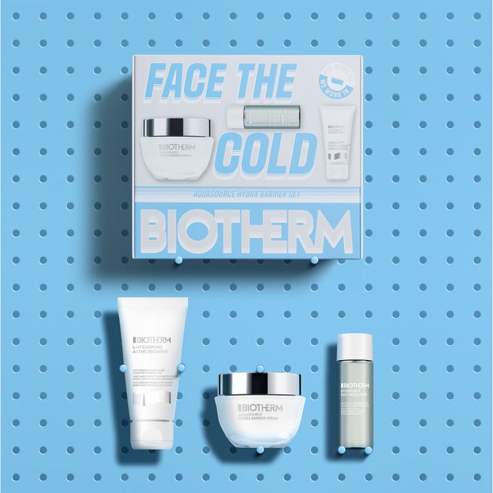 Biotherm Hydra Barrier Set 1 kpl ihonhoitosetti sisältää kosteuttavan voiteen, puhdistusveden ja vartalovoiteen.