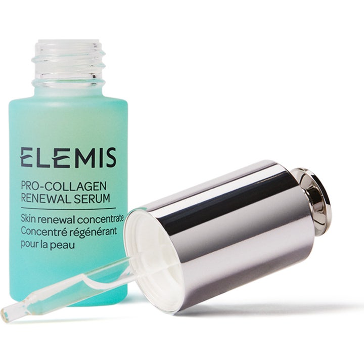 Elemis Pro-Collagen Renewal Serum uudistava kasvoseerumi huurretussa turkoosissa lasipullossa hopeisella pipetillä.