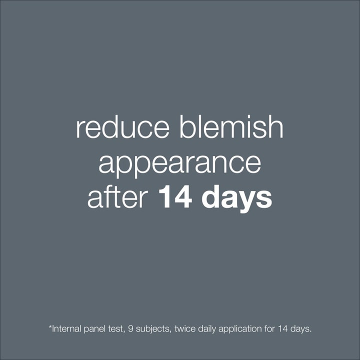 Dermalogica Deep Acne Liquid Patch 15 ml seerumi vähentää epäpuhtauksia 14 päivässä harmaalla pohjalla.