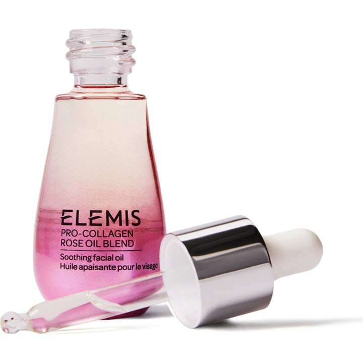 Elemis Pro-Collagen Rose Oil Blend 15 ml rauhoittava kasvoöljy vaaleanpunaisessa liukuvärjätyssä lasipullossa