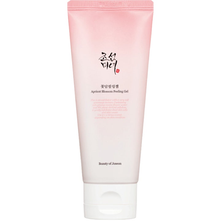 Beauty of Joseon Apricot Blossom Peeling Gel 100ml kirkastava kuorintageeli vaaleanpunaisessa tuubissa valkoisella korkilla.