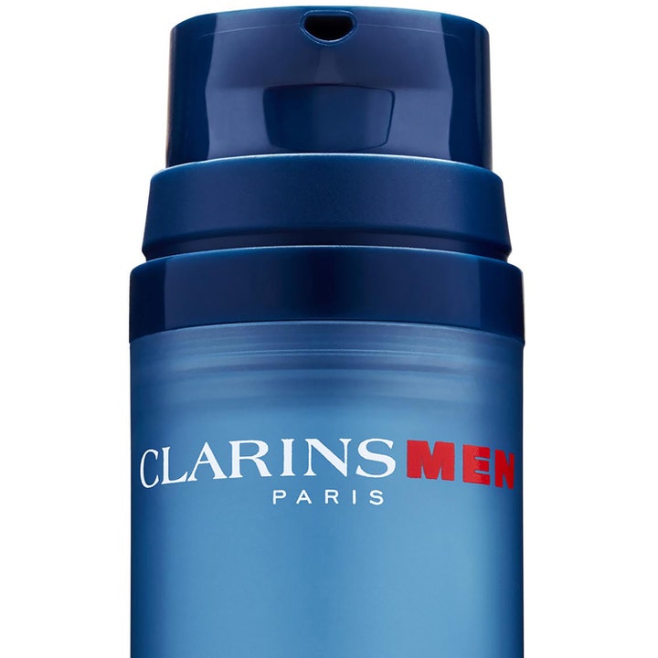 Clarins Men Super Moisture Balm 50 ml kosteuttava kasvovoide sinisen pumppupullon annosteluosa