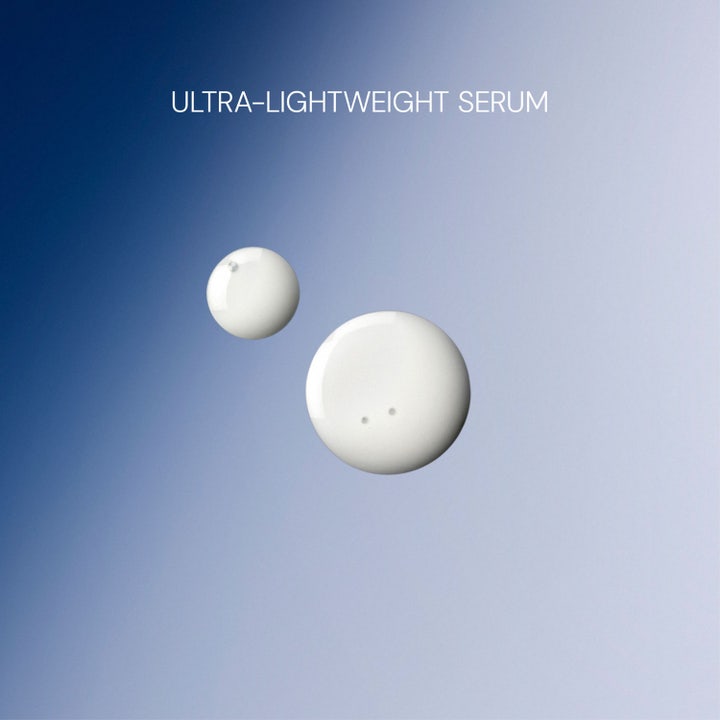 Elemis Pro Collagen Future Restore Serum 30 ml uudistava seerumi valkoisia pisaroita ja teksti ultra-lightweight serum