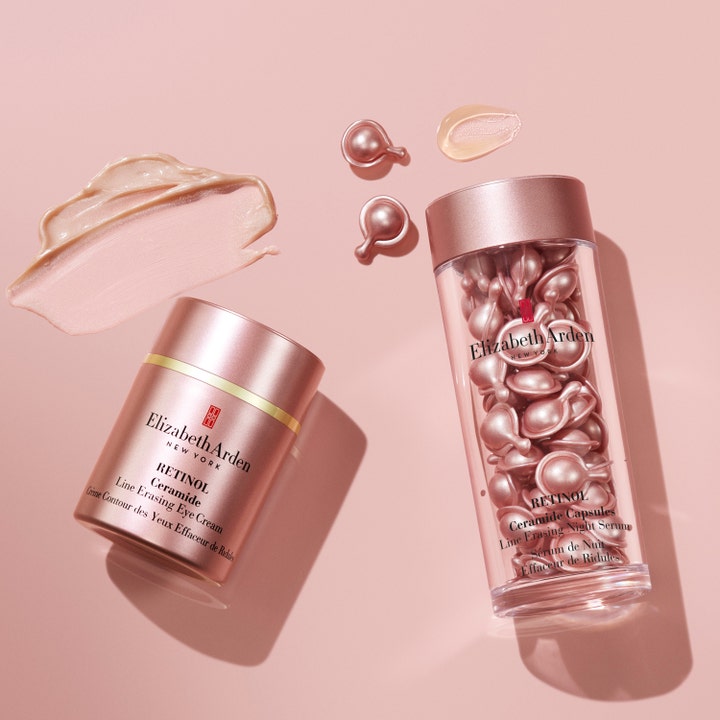 Elizabeth Arden Ceramide Retinol Eye Treatment 15 ml silmänympärysvoide, seerumikapselit ja voidenäyte.