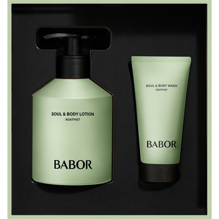 Babor Soul & Body Gift Set Agathist 300 ml kosteuttava vartalonhoitosetti vaaleanvihreässä pullossa ja tuubissa.