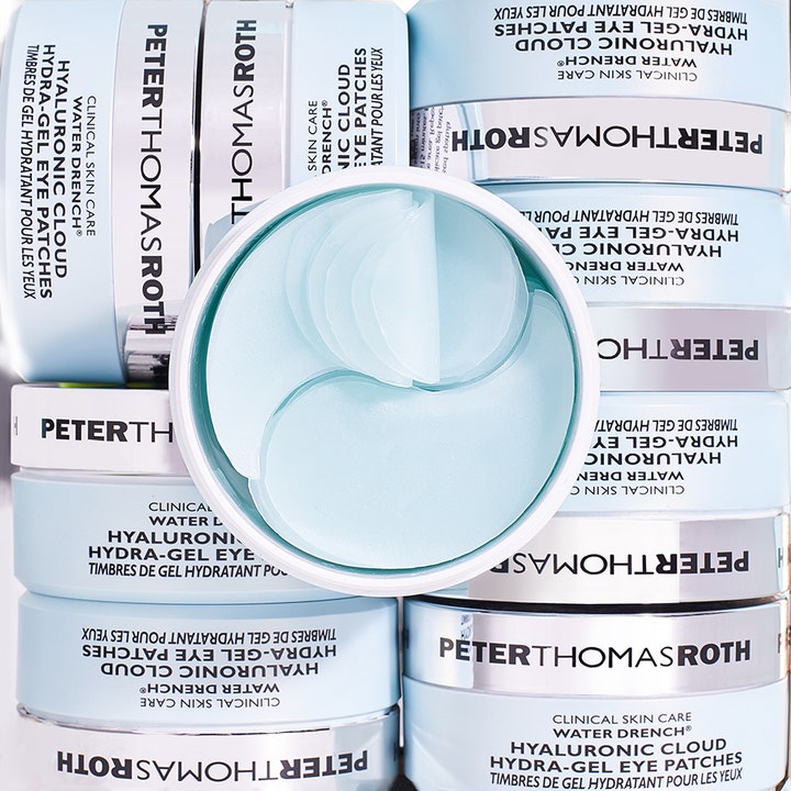 Peter Thomas Roth Water Drench 30 kpl kosteuttavat silmänympäryslaput pinottujen sinisten purkkien päällä