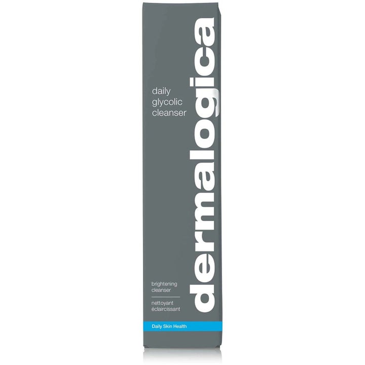 Dermalogica Daily Glycolic Cleanser Duo kirkastava kasvojenpuhdistus harmaassa tyylikkäässä pahvipakkauksessa.