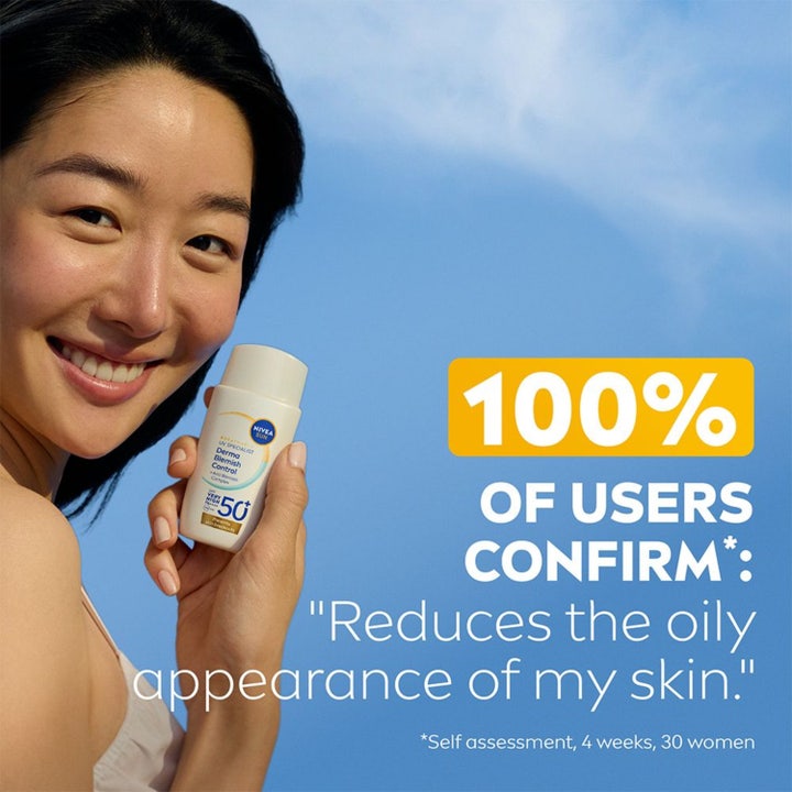 NIVEA UV Face Specialist Blemish Control 40 ml aurinkovoide kasvoille ehkäisee epäpuhtauksia ja on 0% rasvainen.