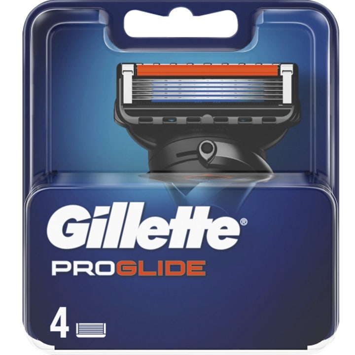 Gillette ProGlide 4 kpl parranajoterät takaavat tarkan ajon sinisessä pakkauksessa hopeisin teräyksityiskohdin