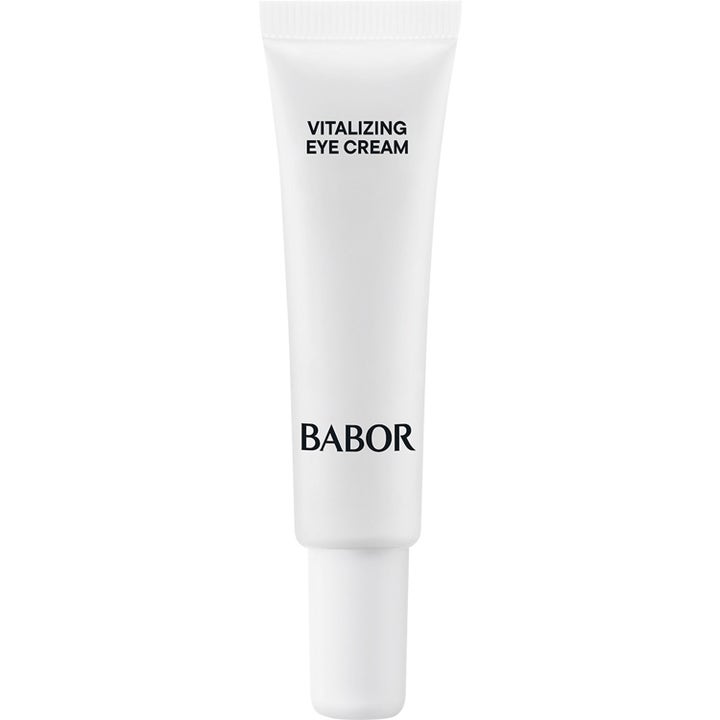 Babor Vitalizing Eye Cream 15 ml elvyttävä silmänympärysvoide valkoisessa tuubissa mustalla tekstillä.