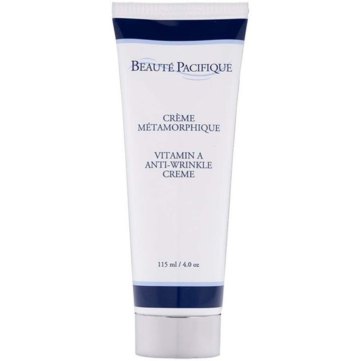Beauté Pacifique Crème Métamorphique 115 ml silottava yövoide valkoisessa tuubissa sinisillä yksityiskohdilla.