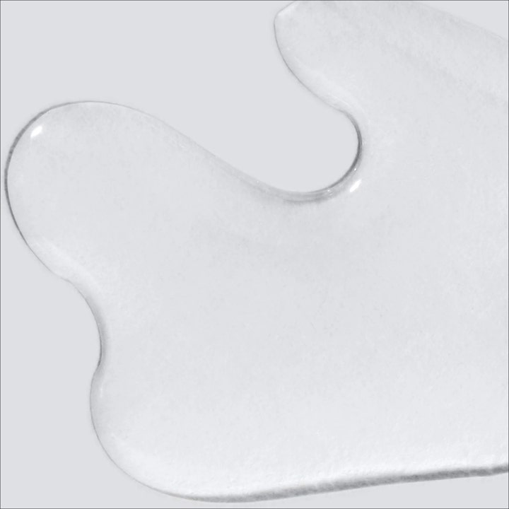 Dermalogica PreCleanse 30 ml syväpuhdistava puhdistusöljy jossa on kirkas ja juokseva öljykoostumus.