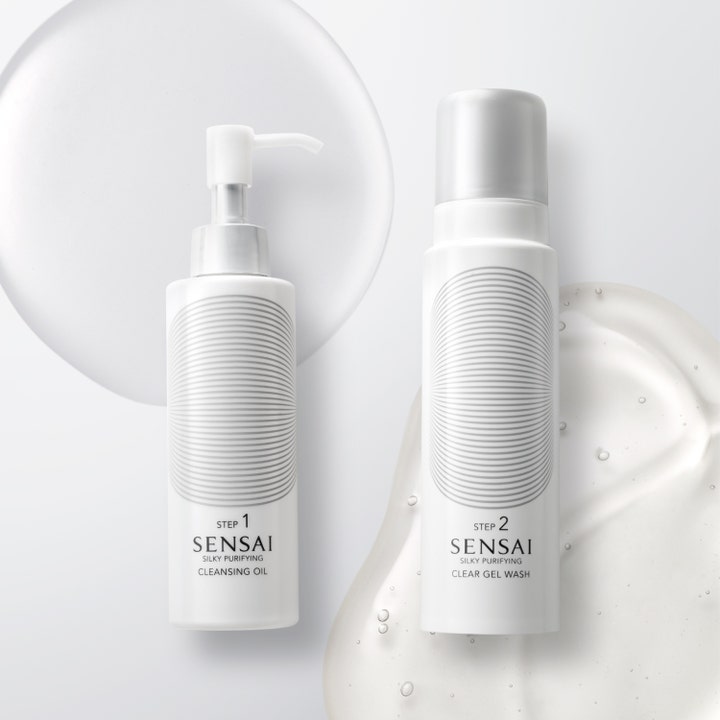 Sensai Silky Purifying Clear Gel Wash 145 ml syväpuhdistava geelipesu valkoisessa pullossa ja kirkas geelikoostumus.