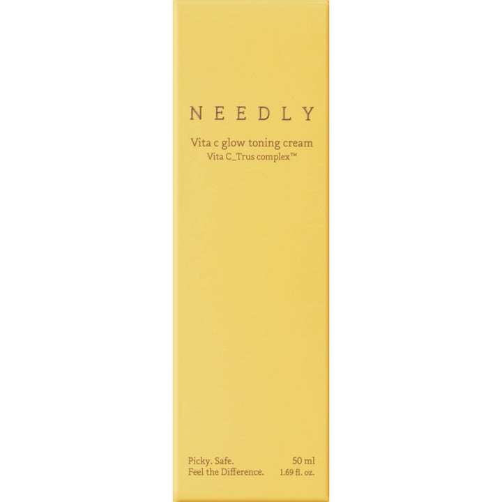 NEEDLY Vita C Glow Toning Cream 50 ml kirkastava C-vitamiini kasvovoide keltaisessa pahvipakkauksessa.