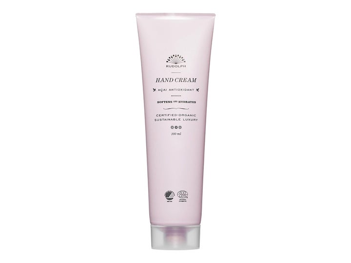 Rudolph Hand Cream 100 ml pehmentävä käsivoide vaaleanpunaisessa tuubissa sisältää açai-marjan antioksidantteja.