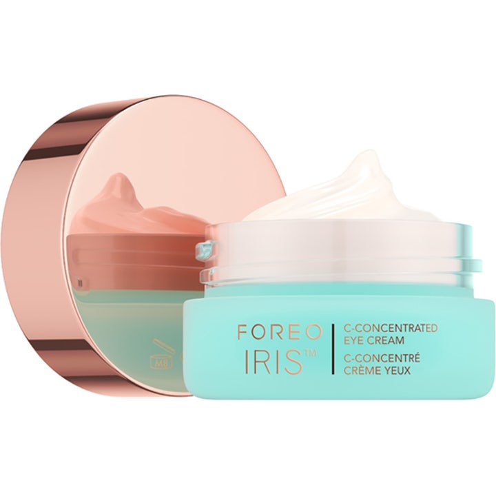 FOREO IRIS C-Concentrated Brightening Eye Cream 15 ml kirkastava silmänympärysvoide turkoosissa purkissa kermainen koostumus