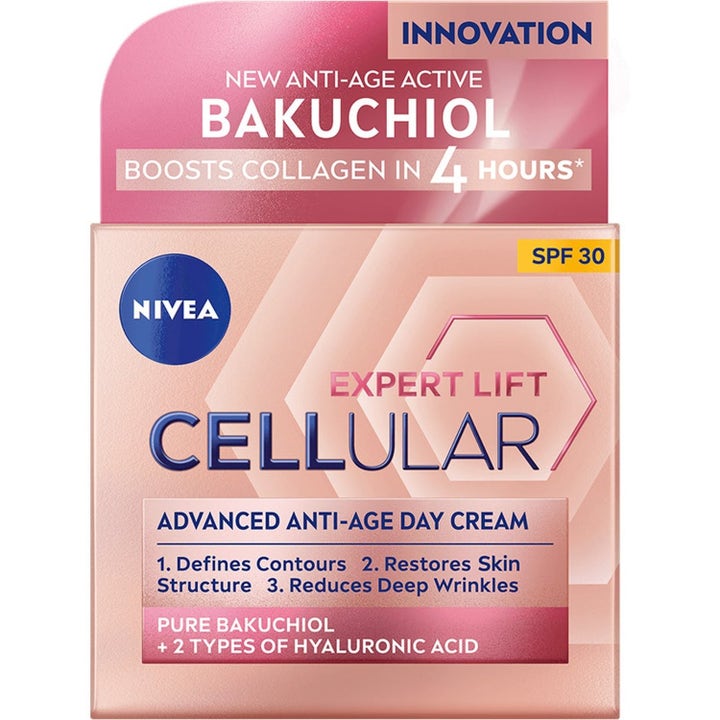 NIVEA Cellular Expert Lift SPF 30 kiinteyttävä päivävoide bakuchiolilla vaaleanpunaisessa pakkauksessa.